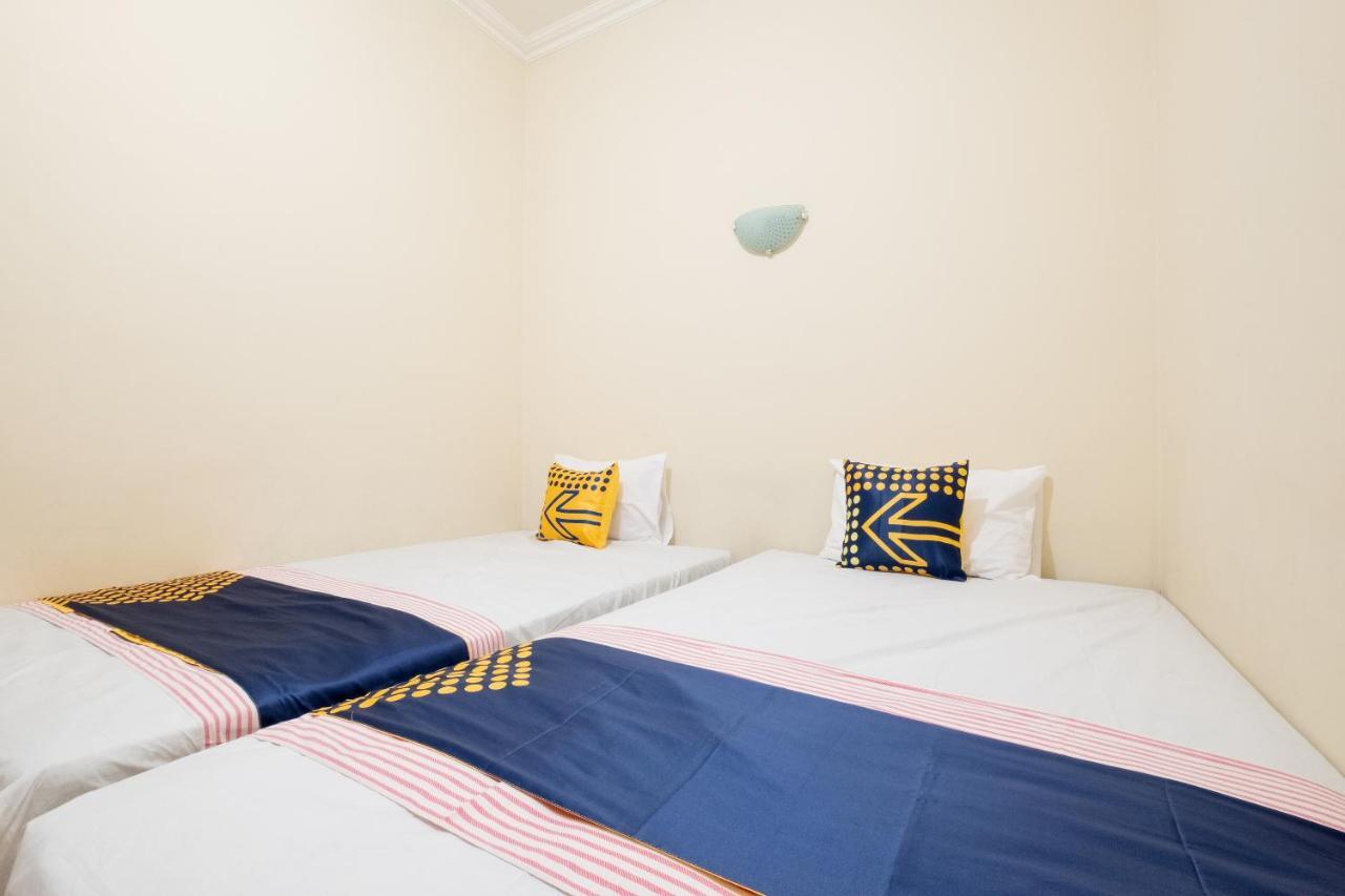 Spot On 2419 Rumah Nugraha Hotel Syariah Джокьякарта Экстерьер фото